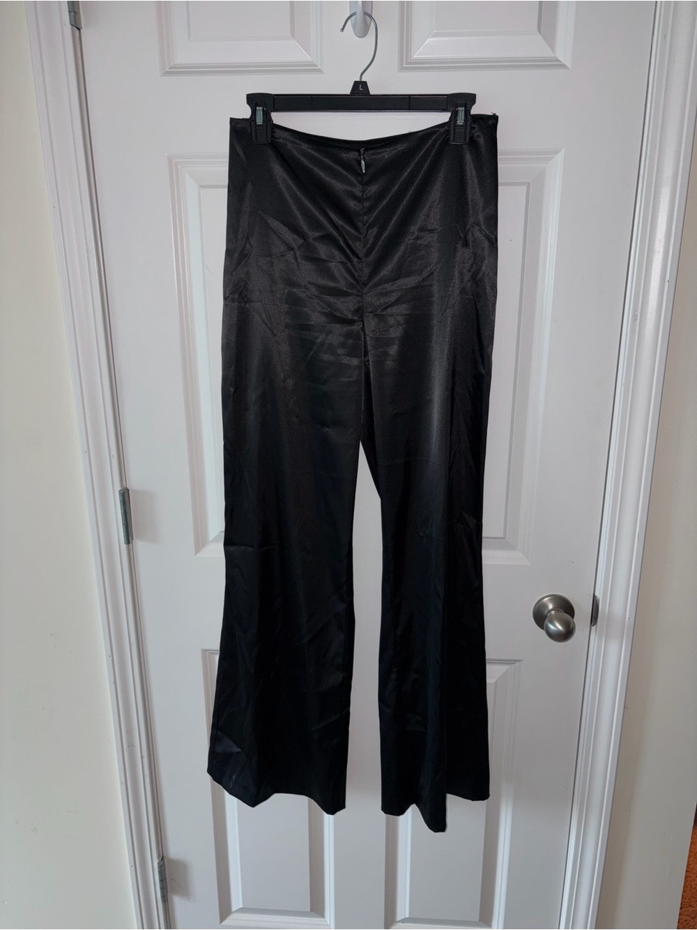 Joseph Ribkoff Women’s Black Satin Wide-Leg Pants Slacks